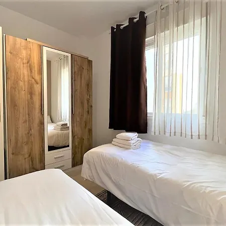 Apartment Town Anila *